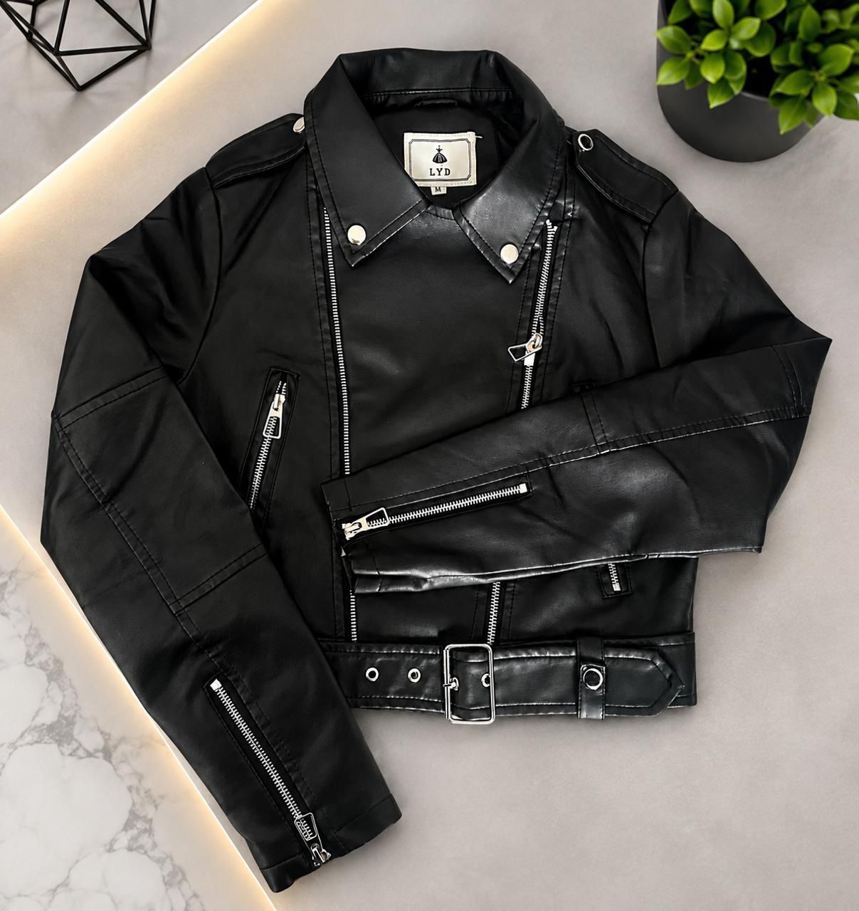 CAMPERA AMBAR DE CUERINA