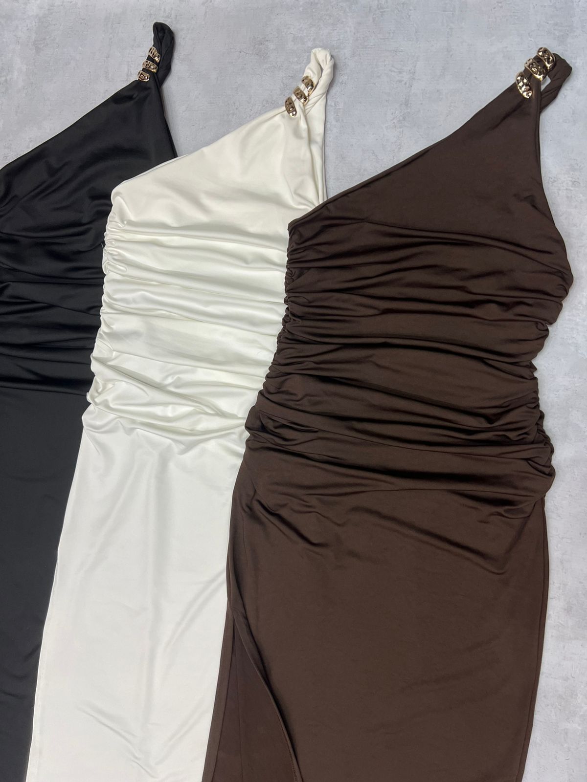 VESTIDO NICOLE LARGO APLIQUE